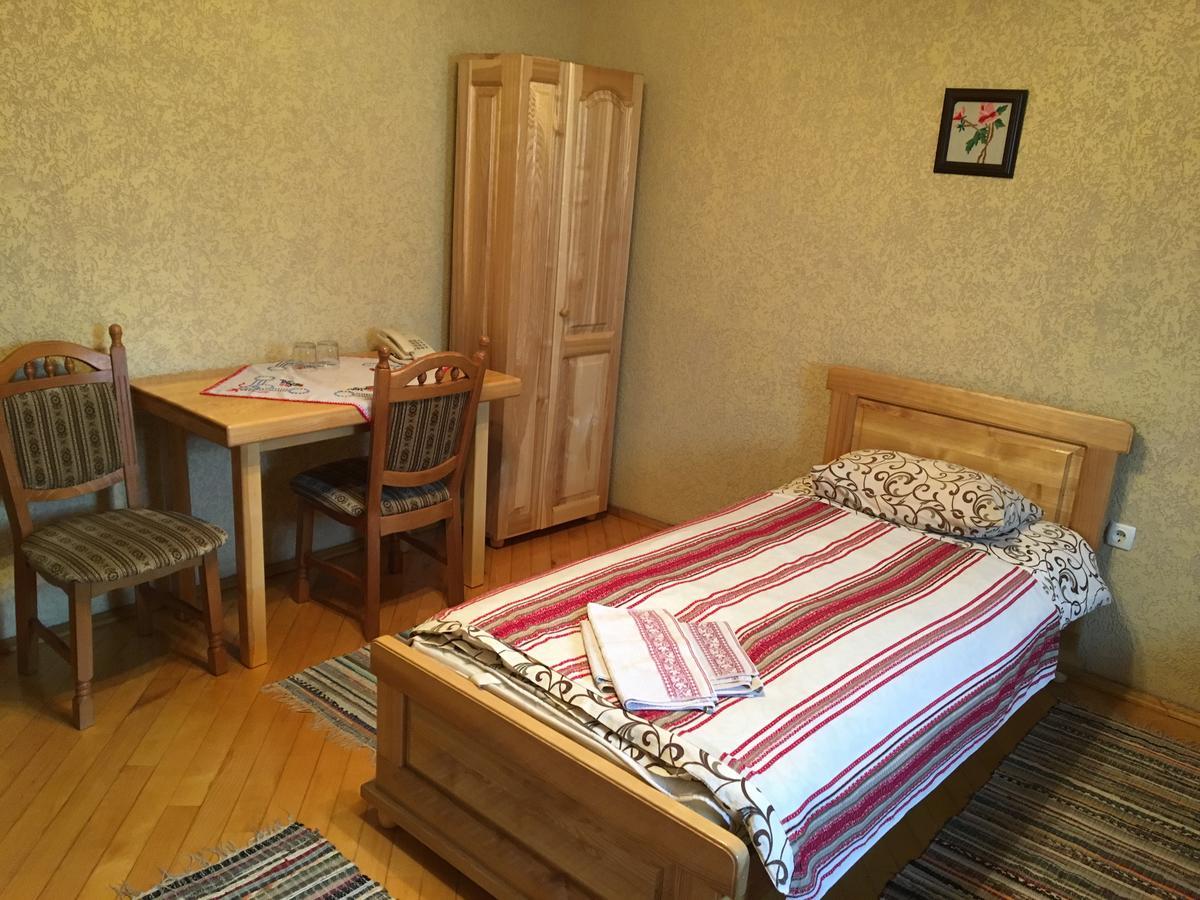 Hotel Svitlytsia Tyachiv Eksteriør bilde